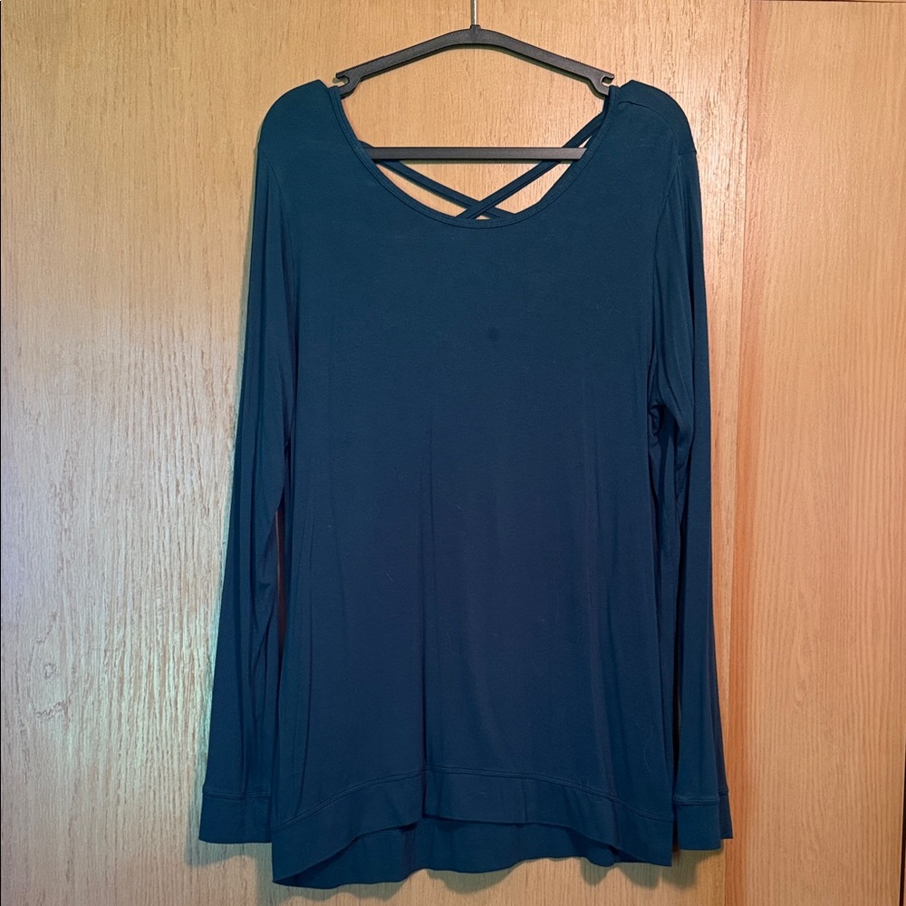 GAIAM Long Sleeve Crisscross Back Top - Teal Green